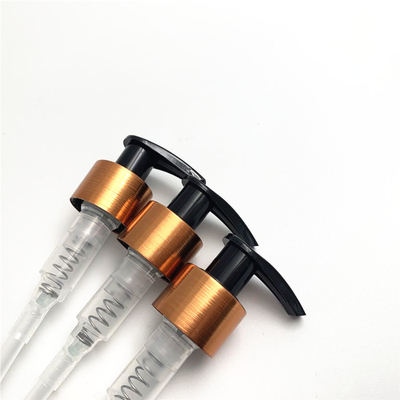 ปั๊มโลชั่นอลูมิเนียมขัดเงาหรูหราสำหรับครีมโทนเนอร์เครื่องสำอาง 24mm 28mm