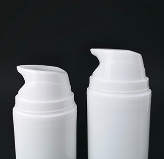 ขวดปั๊มสุญญากาศพลาสติก PP ทรงกระบอกทรงกระบอก 30ML 50ML 100ML 150ML
