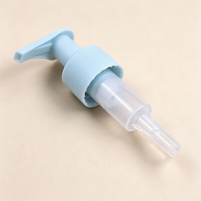 2.5cc All Matt Plastic Skin Care เครื่องสำอางบรรจุภัณฑ์โลชั่นปั๊ม 24/410 และ 28/410